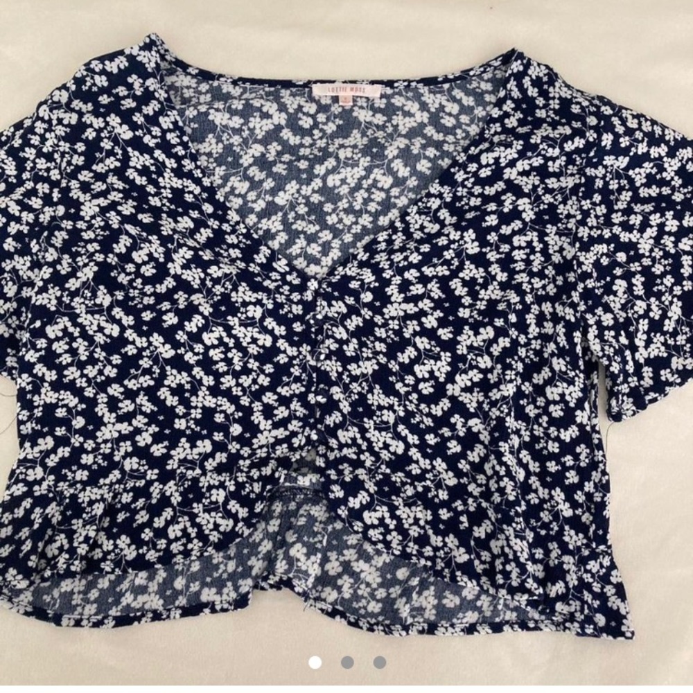 navy and white floral button front crop top